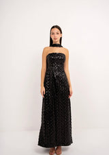 فستان اسود ترتر مع شال شيفون