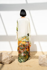 ثوب ألمع حرير بقصه واسعة منسدلة