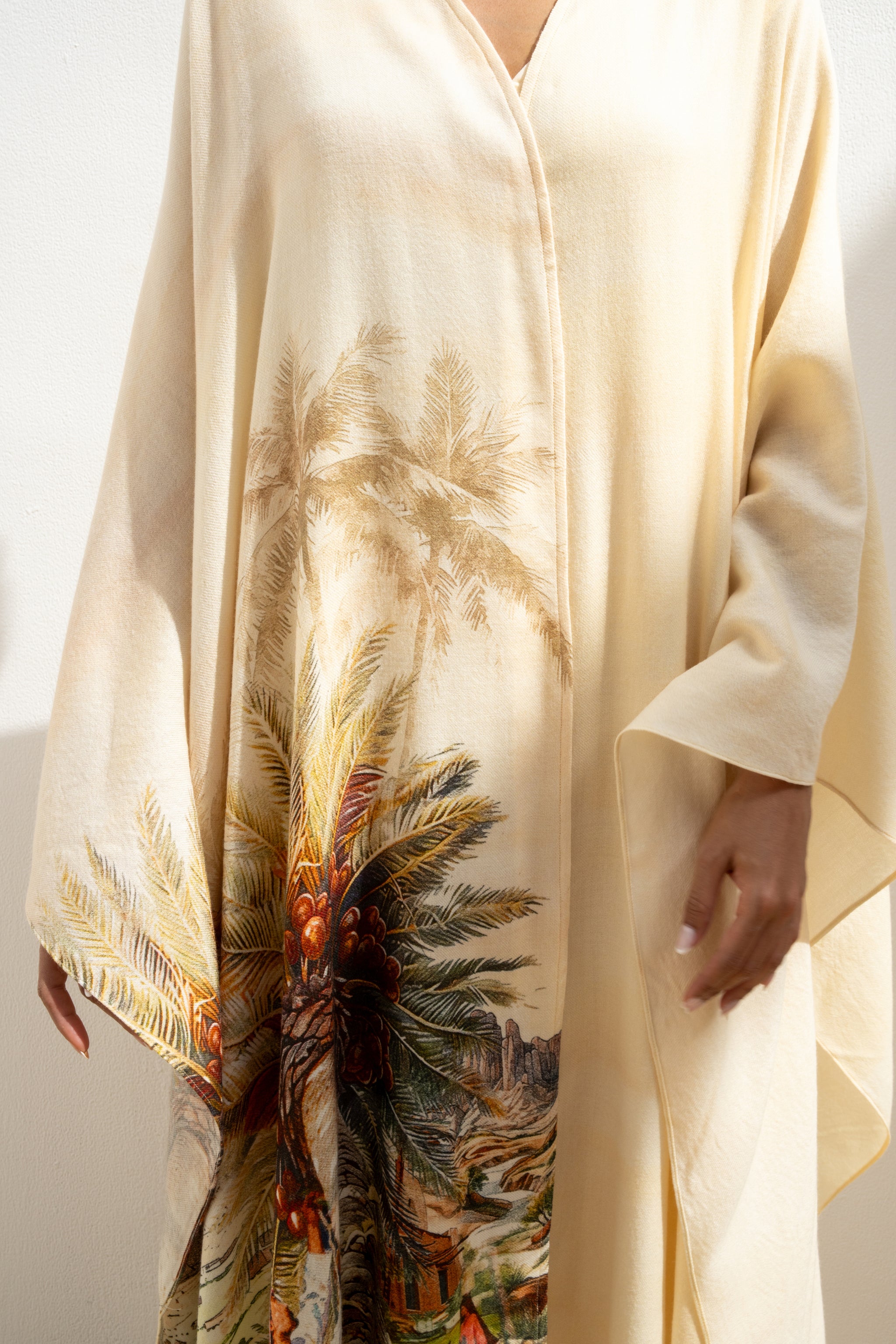 وشاح أصول كشمير بقصة كيب