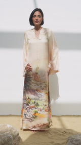 ثوب أصول بأكمام واسعة منسدل