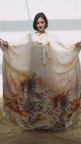 ثوب أصول بقماش قطن وحرير بقصة انسيابية